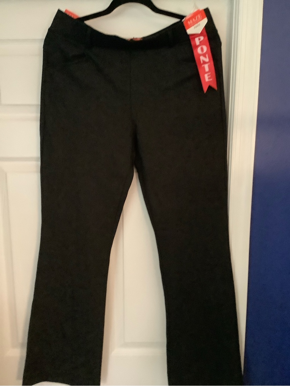 Maze Black Butt-Lifting Stretchy High-Rise Flare Pants sz L